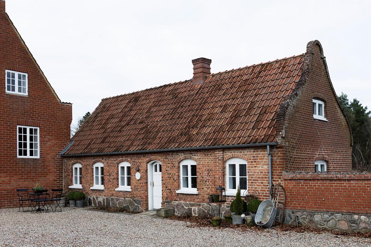 Gartnerhuset Pa Kollerup Villa Hadsten Exterior photo